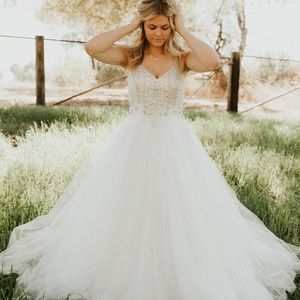 Alberto Mikali White Ball Gown